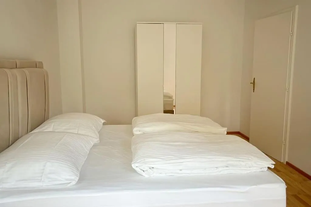 Traum Villa Mit Weingartenblick! Vienna 0*,